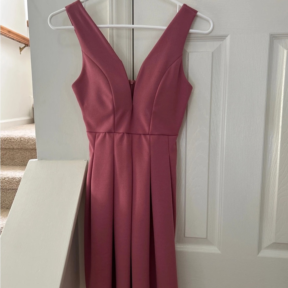 Elegant Pink Sleeveless Dress
